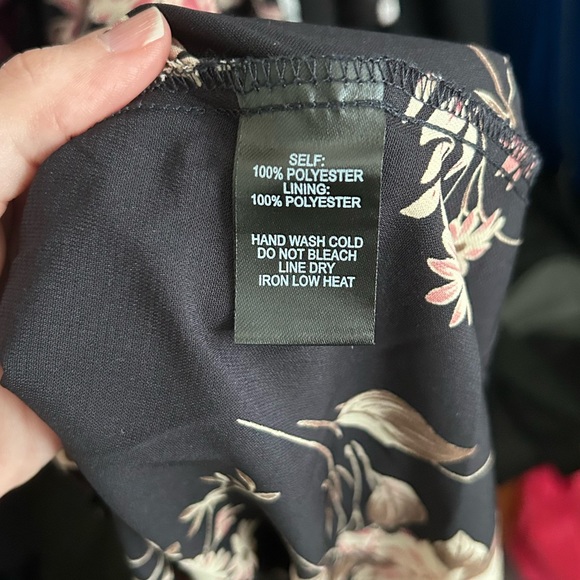 Lulu’s Feel the Music Midnight Navy Blue Floral Print Maxi Dress - Picture 9 of 9